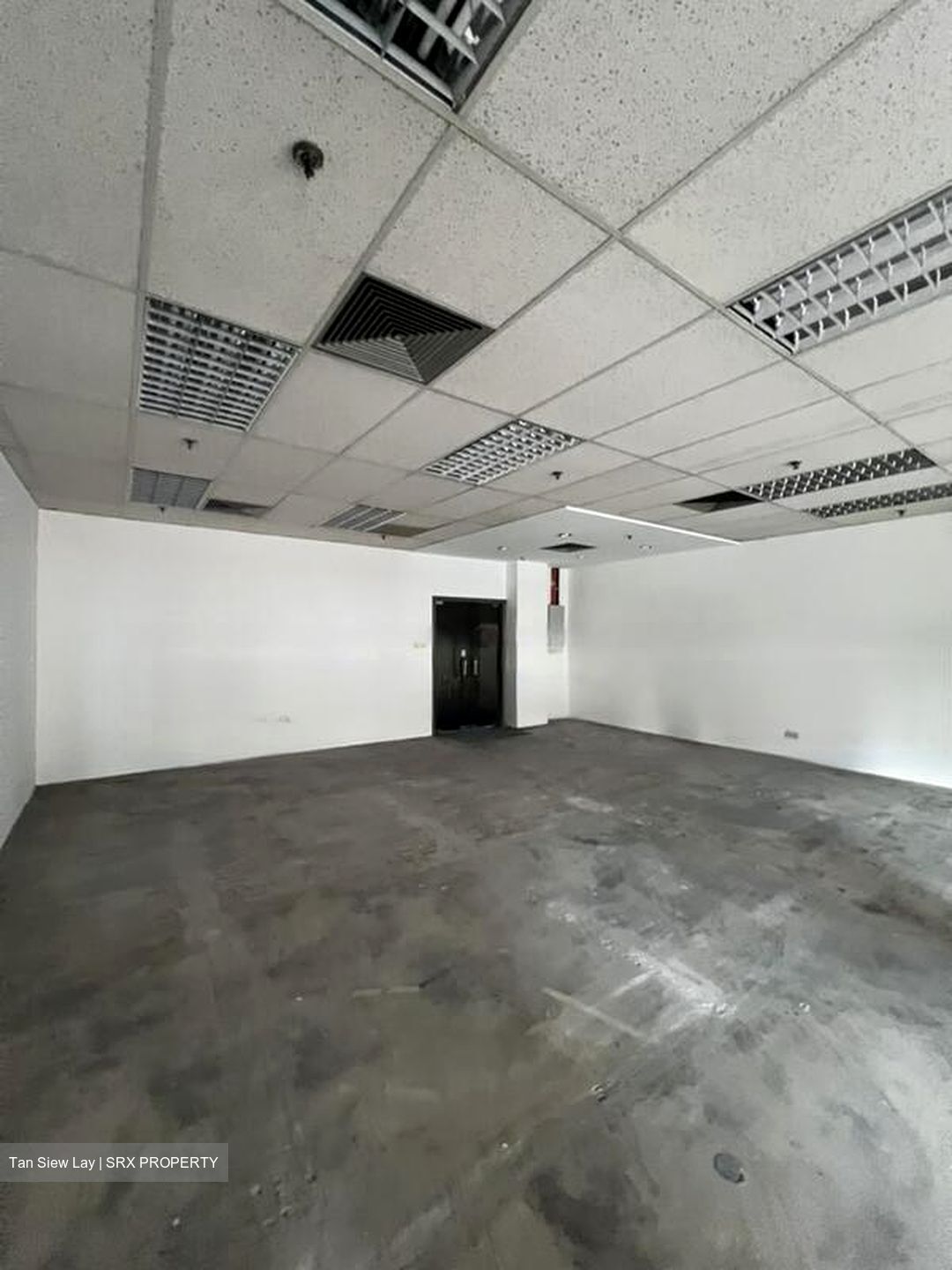 Fu Lu Shou Complex (D7), Office #455648571